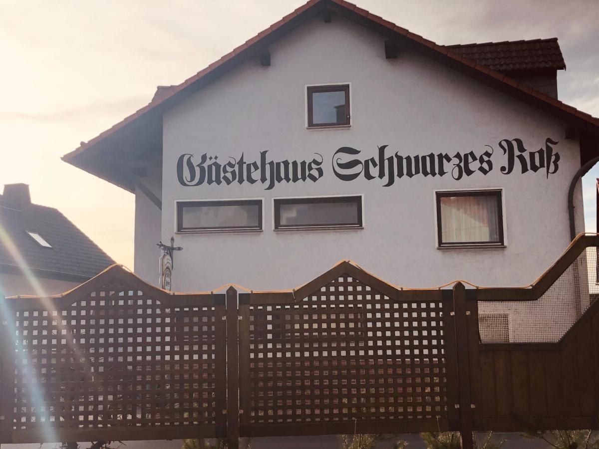 Landgasthof "Zum Schwarzen Ross" Eichenzell Exteriör bild